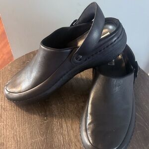 Fitftop loafers for Men or Women. Size 11. Comfortable like a cloud!